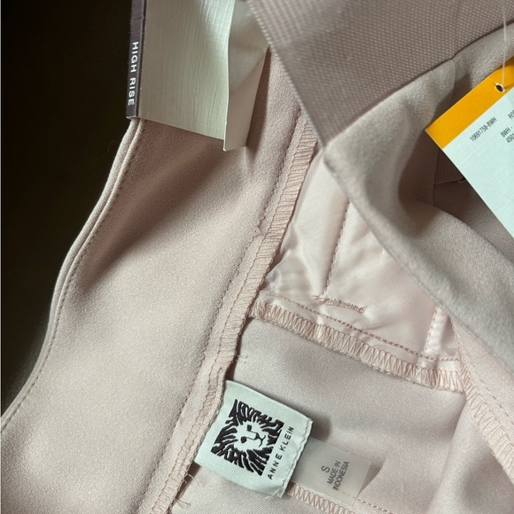 Chic Rose Smoke Trousers - Picture 3 of 6